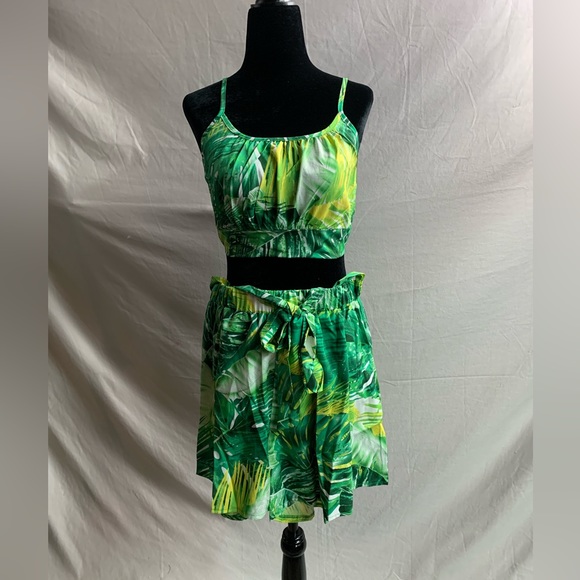 Tropical Print Cami Top & Wide Leg Shorts - Picture 6 of 7